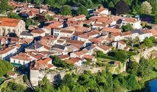 保定回乡建别墅为什么一定要选专业乡墅公司